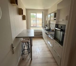  Appartement � louer 3 pi�ces 85 m�