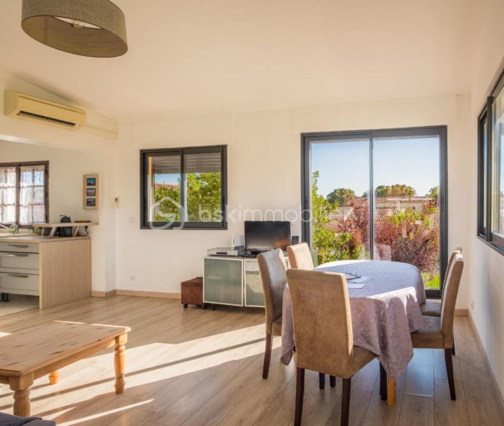 � vendre  Maison Hy�res (83400)