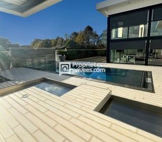  Maison � vendre 9 pi�ces 390 m�