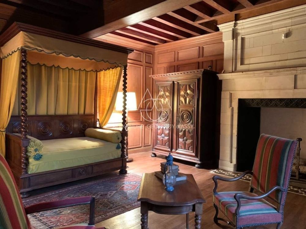 � vendre  Propri�t�/ch�teau Angers (49000)