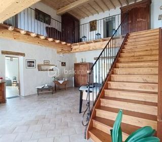  Propri�t�/ch�teau � vendre 14 pi�ces 554 m�