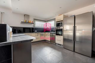  Maison � vendre 6 pi�ces 175 m�