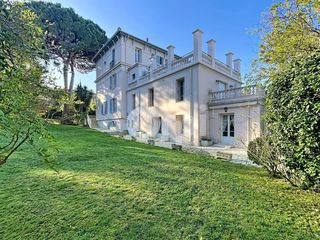  Appartement � vendre 4 pi�ces 133 m�