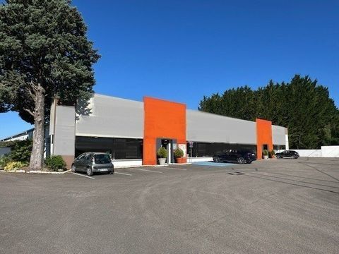 A VENDRE - ENSEMBLE IMMOBILIER 520000 71380 Epervans