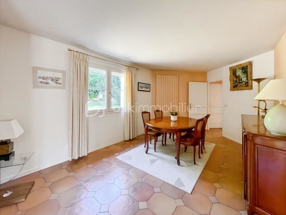 � vendre  Propri�t�/ch�teau Lardy (91510)