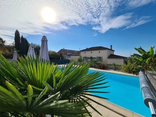  Propri�t�/ch�teau � vendre 14 pi�ces 460 m�