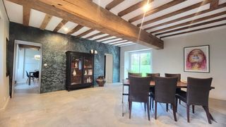  Maison � vendre 9 pi�ces 306 m�