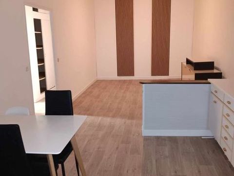   Appartement de 57m2 � louer sur Lamastre Appartement - 2 pi�ce(s) - 57 m�