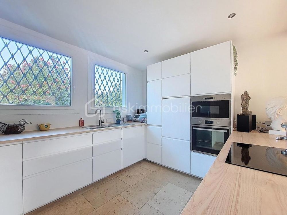 � vendre  Villa Six-Fours-les-Plages (83140)