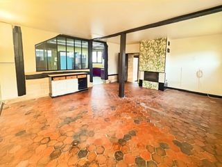  Maison � vendre 6 pi�ces 220 m�