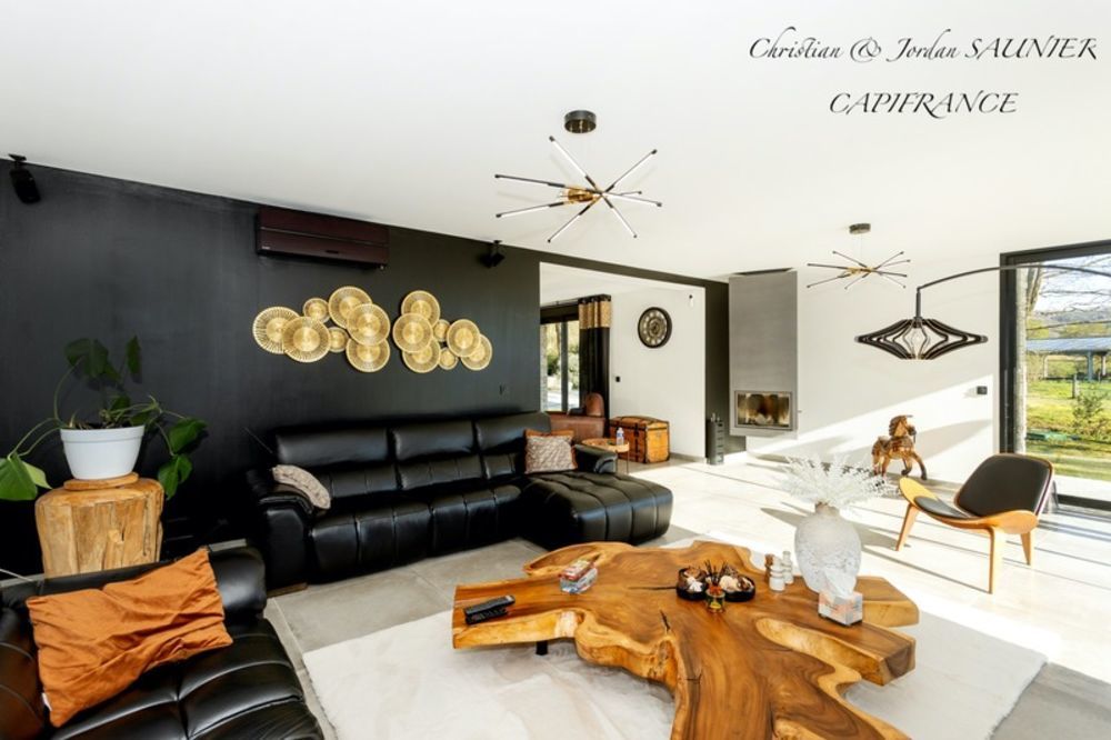 � vendre  Propri�t�/ch�teau Revel (31250)