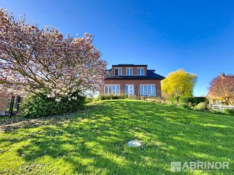   MAISON D'ARCHITECTE B�TIE SUR 1795 M� Maison - 6 pi�ce(s) - 150 m�