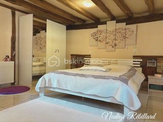  Maison � vendre 9 pi�ces 260 m�