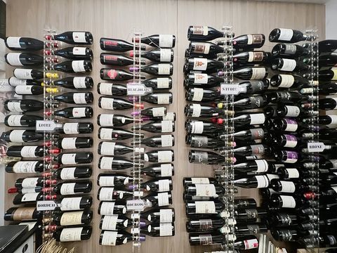 Fonds de commerce &agrave; vendre MAURIENNE (73) 35 couverts + terrasse 649800 73300 Saint jean de maurienne