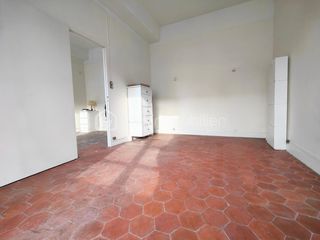  Immeuble � vendre 12 pi�ces 210 m�