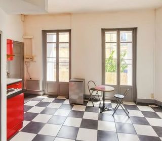  Immeuble � vendre 8 pi�ces 170 m�