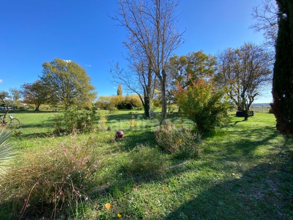 � vendre  Propri�t�/ch�teau Uz�s (30700)