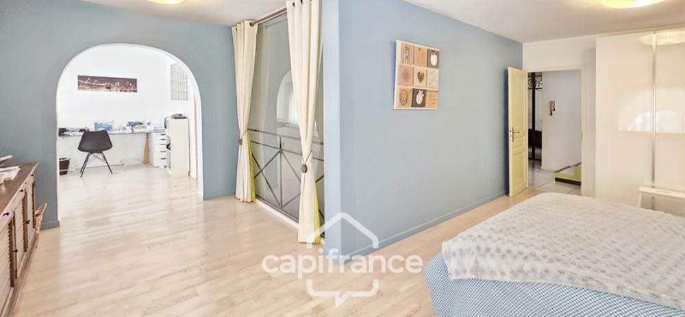� vendre  Appartement Toulon (83200)
