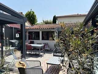  Maison � vendre 9 pi�ces 295 m�