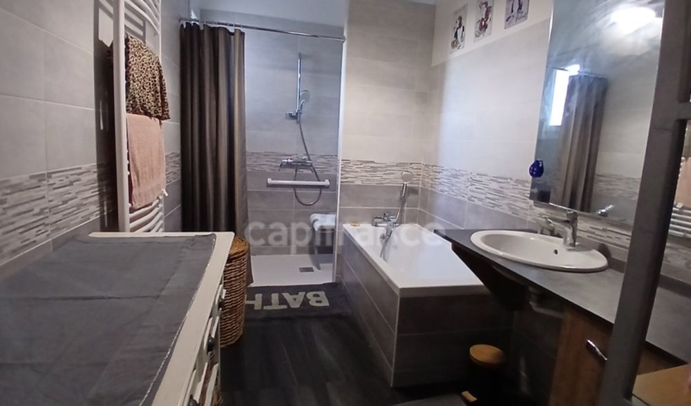 � vendre  Maison Rez� (44400)