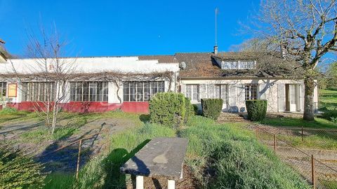   Maison de Village  132 m� + grand garage attenant de 200 m� Maison - 6 pi�ce(s) - 132 m�