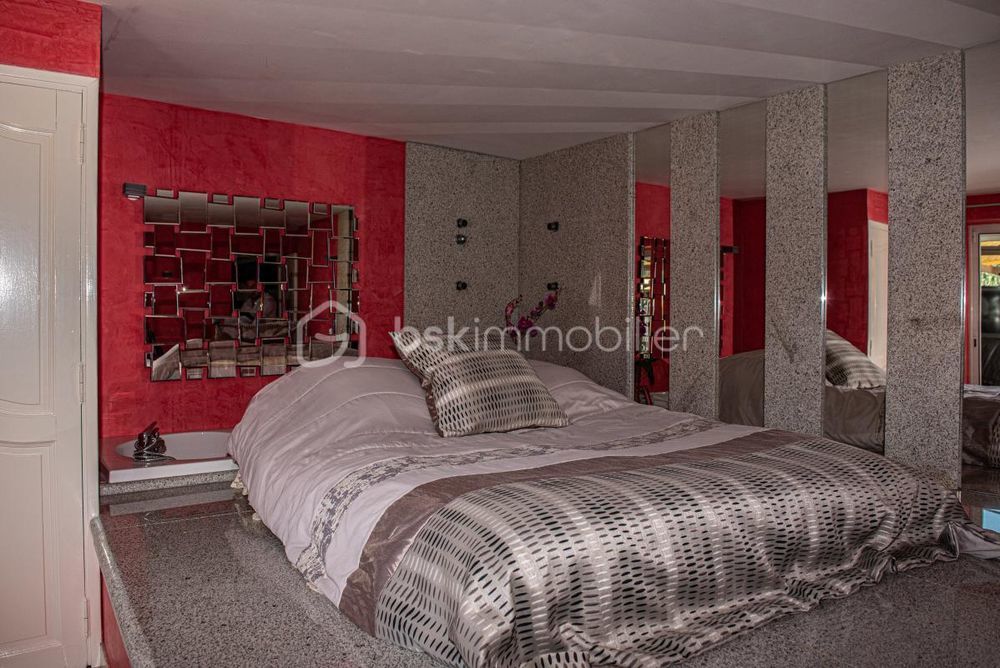 � vendre  Villa Villeneuve-de-Berg (07170)