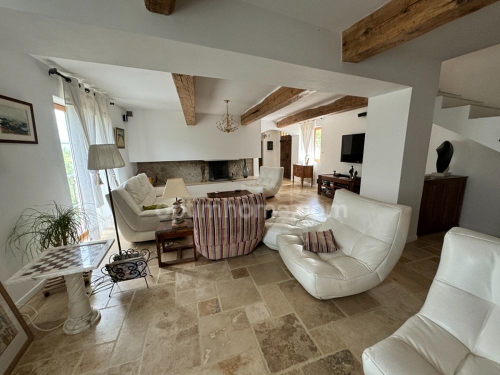 � vendre  Propri�t�/ch�teau Aiglun (04510)