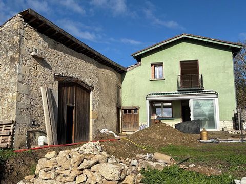   Maison � Doulezon, proche Gensac 152 m2, 4 chambres, d�pendance et jardin Maison - 5 pi�ce(s) - 152 m�