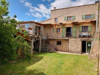  Propri�t�/ch�teau � vendre 10 pi�ces 250 m�