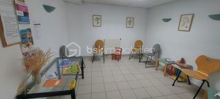  Immeuble � vendre 10 pi�ces 295 m�