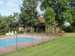  Maison � vendre 12 pi�ces 319 m�