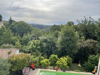  Villa � vendre 7 pi�ces 312 m�