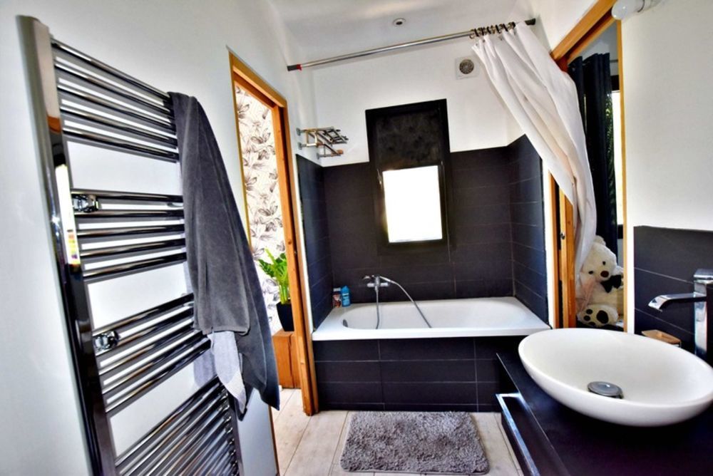 � vendre  Maison Solli�s-Toucas (83210)