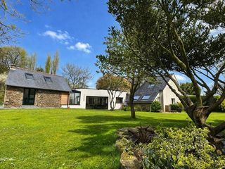  Propri�t�/ch�teau � vendre 7 pi�ces 185 m�