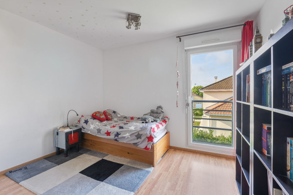 � vendre  Maison Ornex (01210)