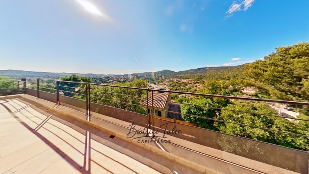 � vendre  Villa Le Lavandou (83980)