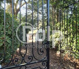  Propri�t�/ch�teau � vendre 10 pi�ces 436 m�