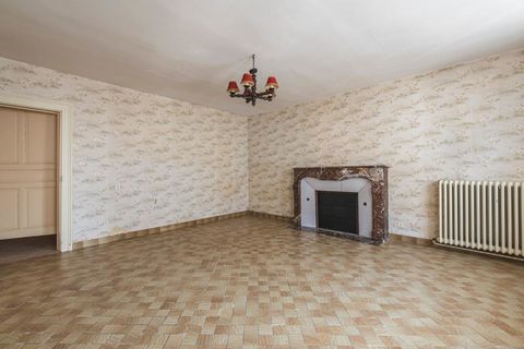   Corps de ferme, maison et d�pendances Maison - 4 pi�ce(s) - 138 m�