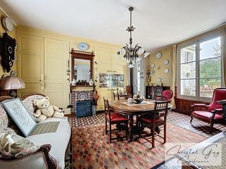  Maison � vendre 10 pi�ces 247 m�