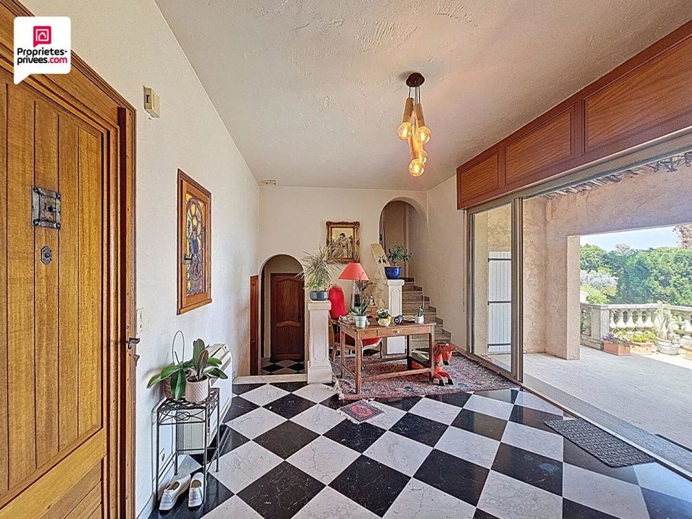 � vendre  Villa Tanneron (83440)