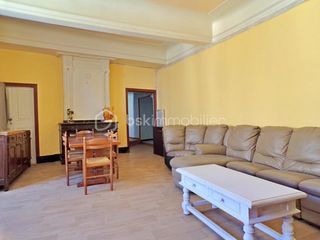  Immeuble � vendre 13 pi�ces 325 m�