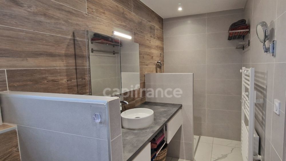 � vendre  Maison Farges (01550)