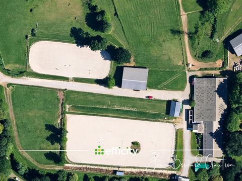   Centre �questre Propri�t�/ch�teau - 2 pi�ce(s) - 1391 m�