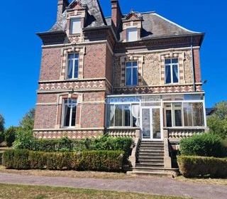  Propri�t�/ch�teau � vendre 12 pi�ces 297 m�