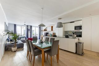  Appartement � vendre 3 pi�ces 84 m�