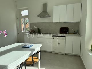  Propri�t�/ch�teau � vendre 15 + pi�ces 990 m�