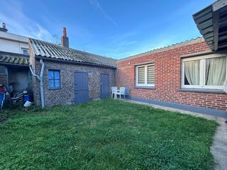  Immeuble � vendre 2 pi�ces 121 m�