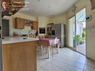  Maison � vendre 7 pi�ces 207 m�