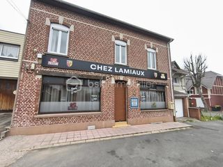  Immeuble � vendre 7 pi�ces 180 m�