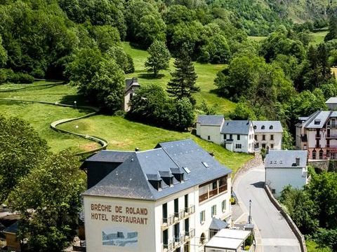 Fonds de commerce &agrave; vendre proche de Gavarnie (65) 1680000 65120 Luz saint sauveur